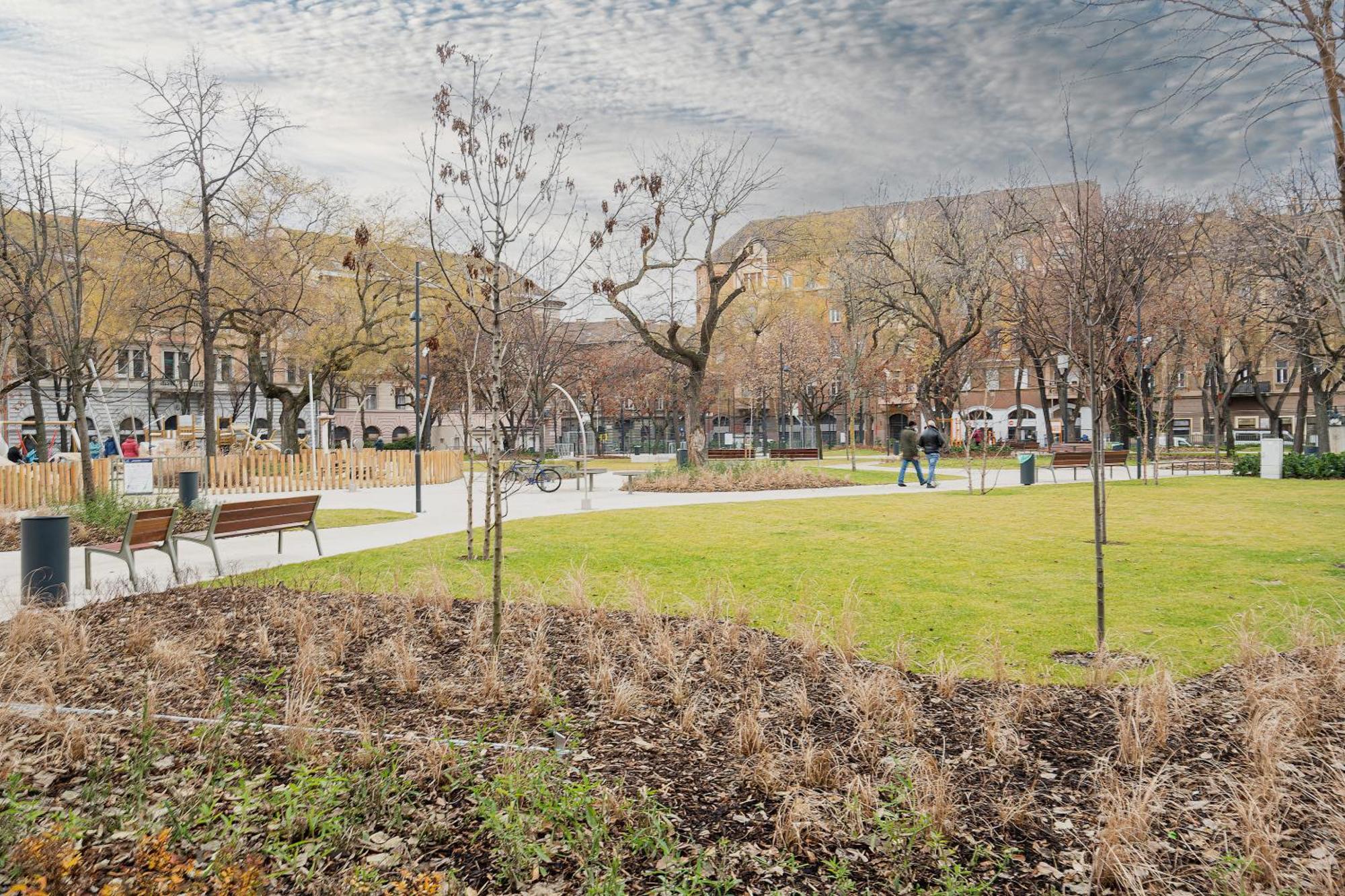 Apartament Parkside *